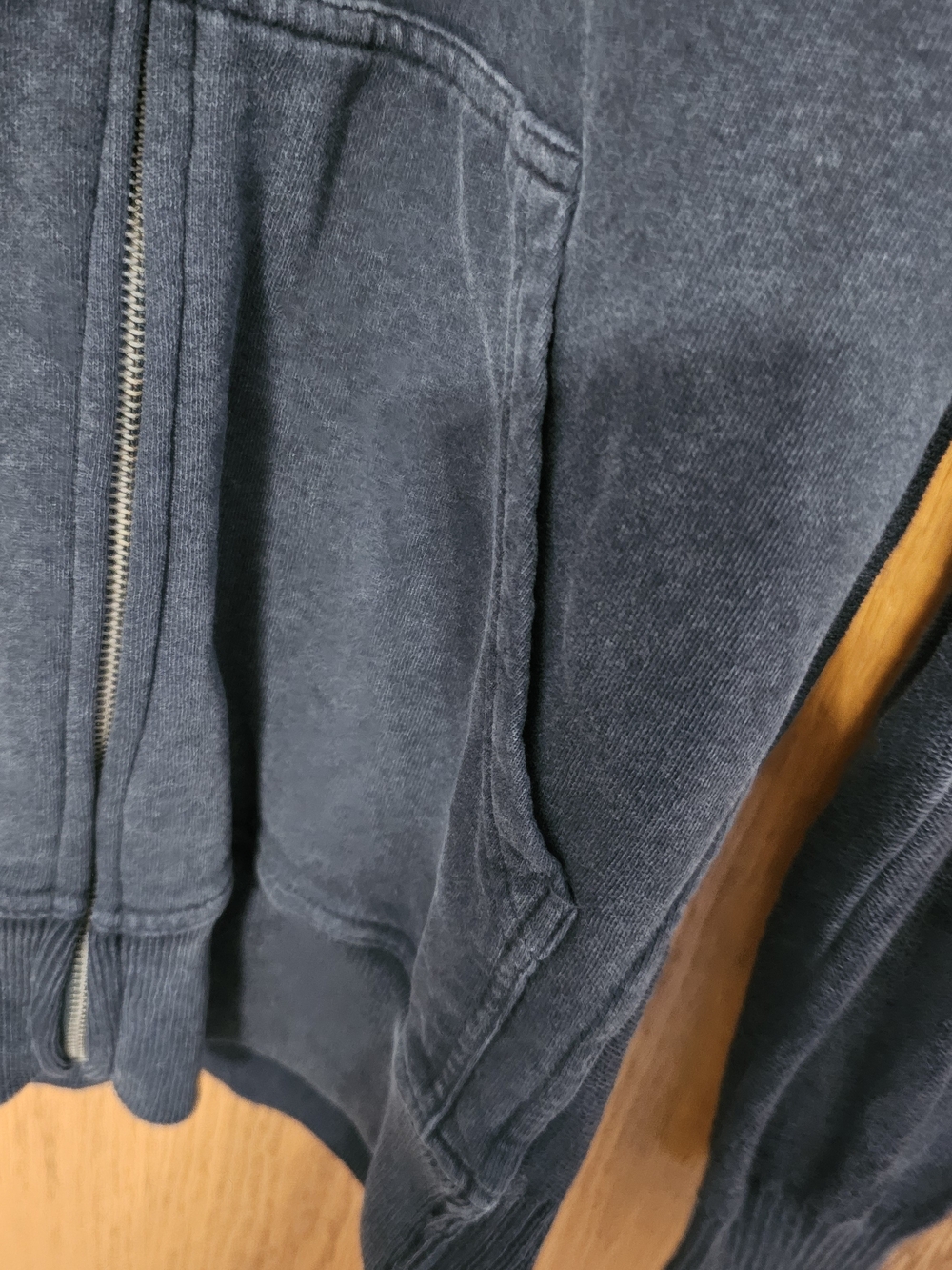 FINAL..Harley-Davidson Men's Black/Charcoal Skull Zip-Up Sweatershirt - Picture 6 of 9